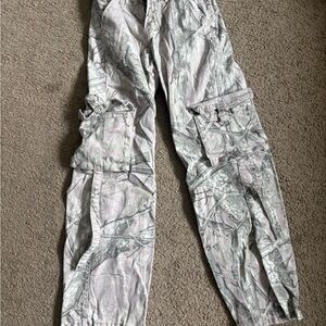 Women’s Camouflage Cargo Pants